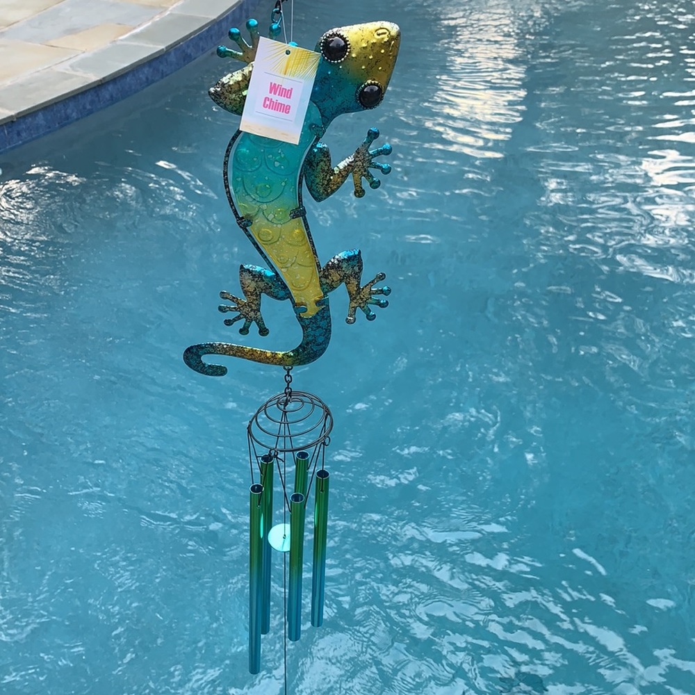 New Iguana Wind Chime - Picture 4 of 12